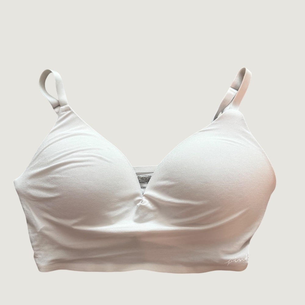 PINK Victoria's Secret Wireless Push Up M-DD Bralette Recycled Nylon White